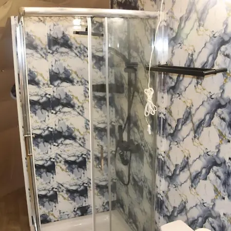 אוהל מפואר Domes At The Maroni