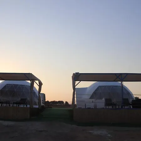 Domes At The * Maróni